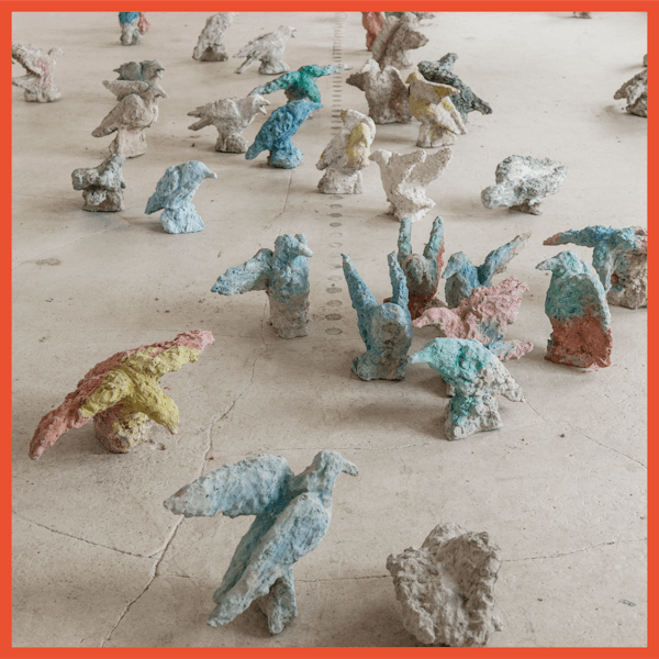 Gaelle Leenhardt, BIRDS, concrete pigments, edition of 111 pieces, various dimensions around 30x38cm, 2021